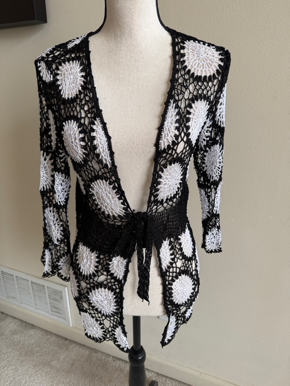 Joseph A Black & White Crochet Tie-Front Cardigan Sweater
